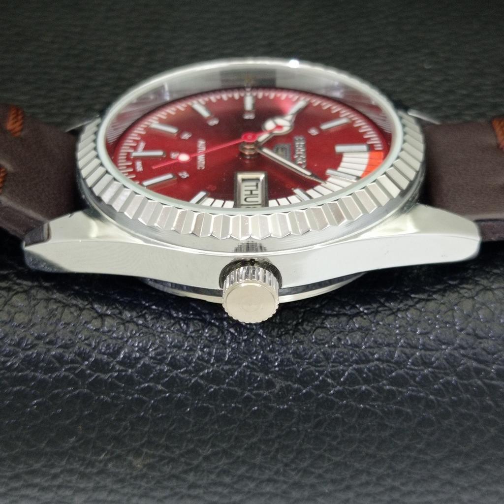 JAPAN VINTAGE REFURBISHED SEIKO 5 AUTOMATIC 6309A MENS RED DIAL WATCH A440707-4 Sk-a440707