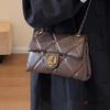 Spring high-end Maillard commuter bag women's new trendy fashion diamond chain shoulder bag messenger bag