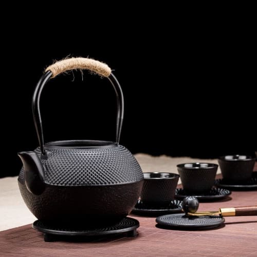 Iron Teapot, Nanbu Ironware, Induction Cooktop Compatible, Iron Teapot with Strainer, Stylish Iron Supplement, Teapot, Traditional Craft, Gift for Hom