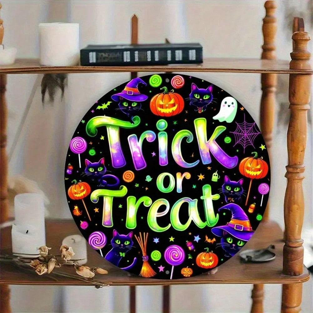 

2D Flat Round Halloween Metal Wall Art Trick or Treat Sign Holiday Home Decor 20x20 різнокольоровий