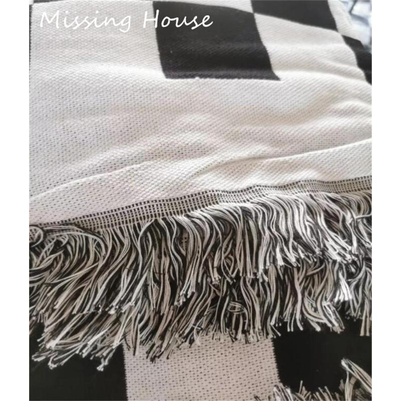 Retro Checkerboard Chessboard Grid Throw Blanket Tapestry Tassel Two Side Bedspread Outdoor Camp Beach Towels Sofa Chair Cover