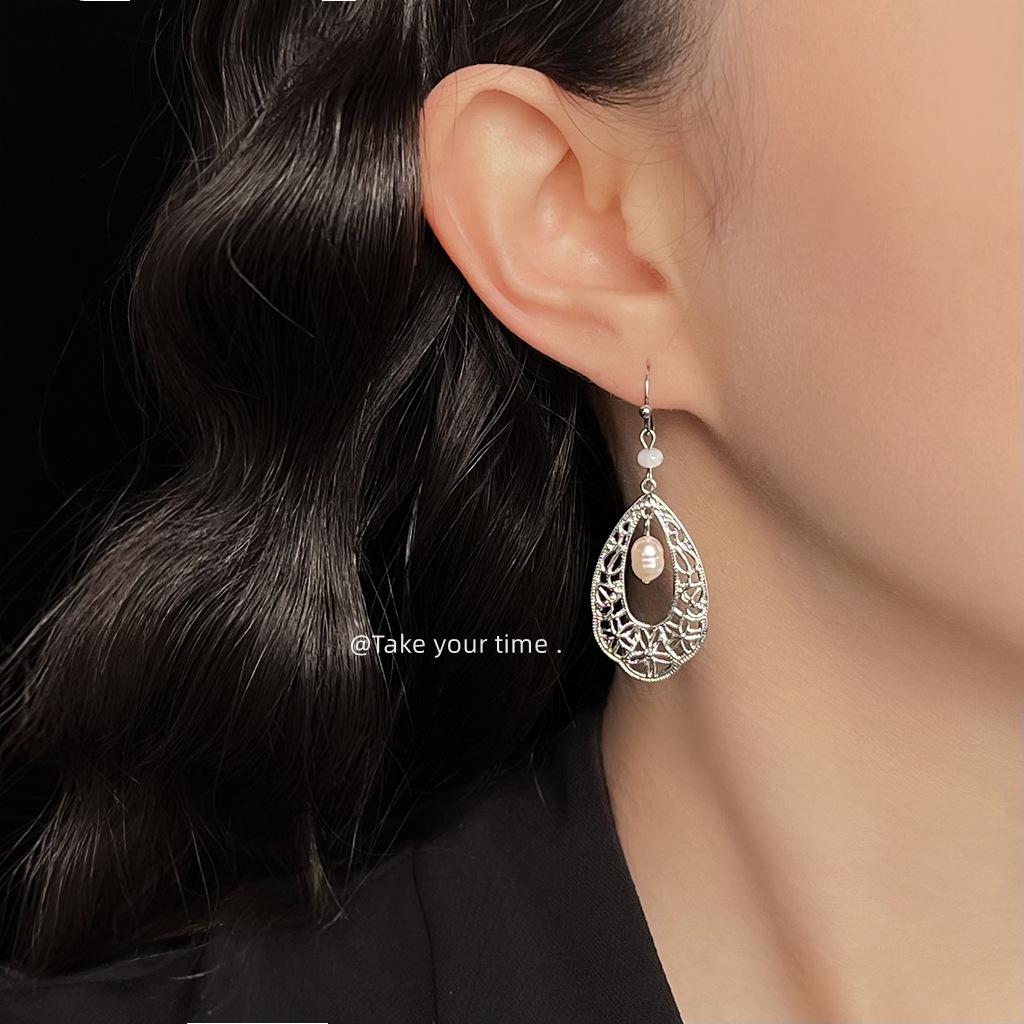 Ethnic Style Hollow Artistic Earrings