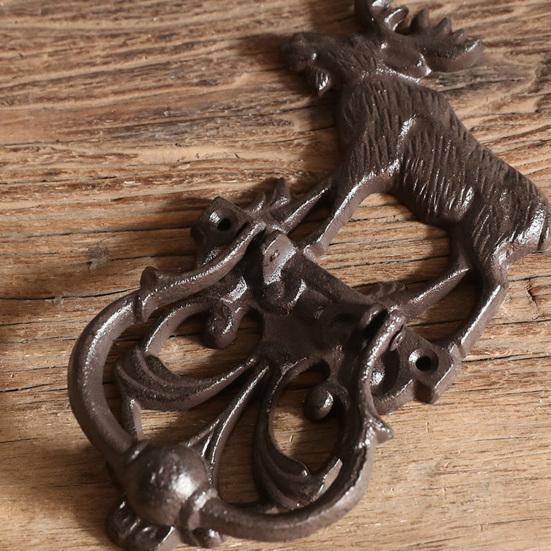 Xiaobudian Vintage Gusseisen Elch Türklopfer, Verdickte Schmiedeeisen Retro Wanddeko mit geschnitzter Basis, Vorgebohrte Löcher Zuggriff für Tor Schrank