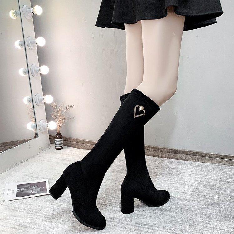 Botas altas Primavera Verano 2022: estilos y cómo combinarlas -  ModaEllas.com