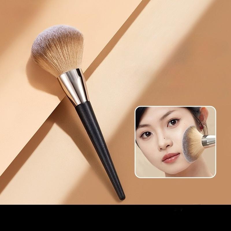 Fondöten Makyaj Fırçası Düz Başlı 1 Adet Hafif Çizgisiz Sıvı Fondöten Uygulaması İçin Profesyonel Kabuki Fırça