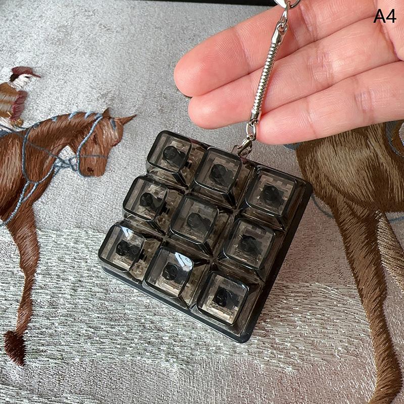 9 Keys Keyboard Keycaps Keychain Fidget Toy Anti-Anxiety Point Keycaps Party Stress Relief Diy Keycaps Toy Keyboard Caps