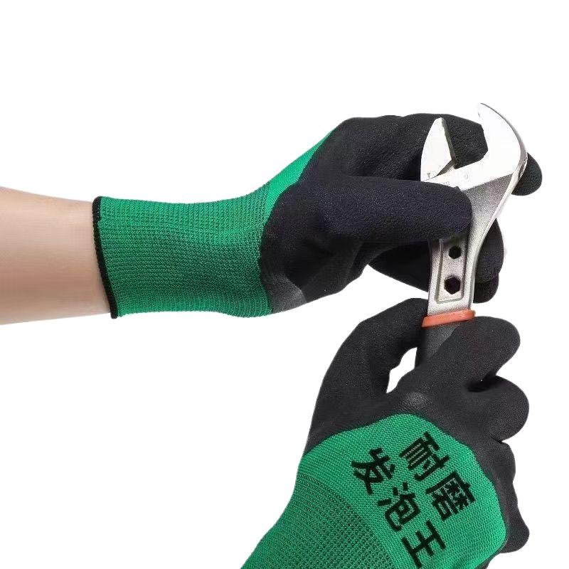 Green Anti-Slip Breathable Latex Work Gloves: Odor-Resistant & Comfortable for Agriculture & Construction
