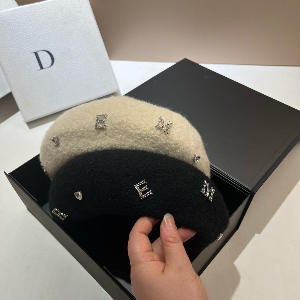 Big Star Alphabet Beret Tibetan Wool Painter'S Hat Sweet Lamb Roll Octagonal Hat