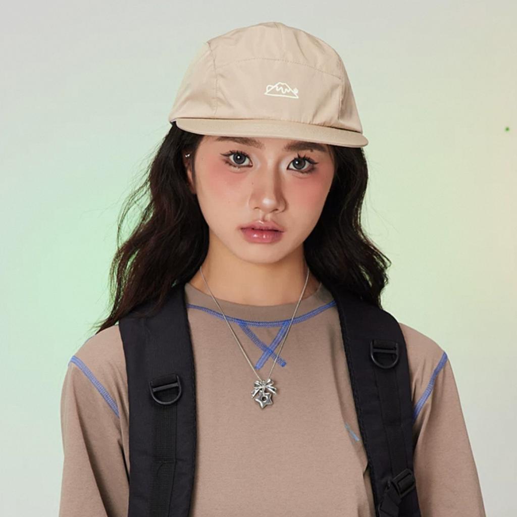 Schnelltrocknende Peak Retro Baseballkappen Neue Unisex Atmungsaktive Nischen Sonnenschutz Flacher Schirm Vielseitig Hip Hop Mode Ins Schirmmützen