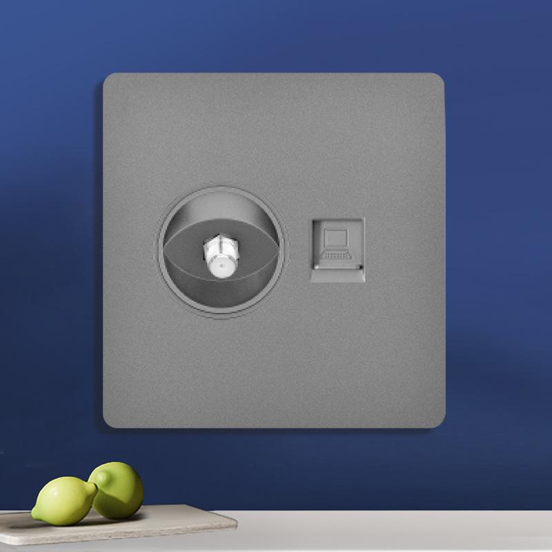 Priză UK 13A pentru perete gri cu încărcător Type-C și USB