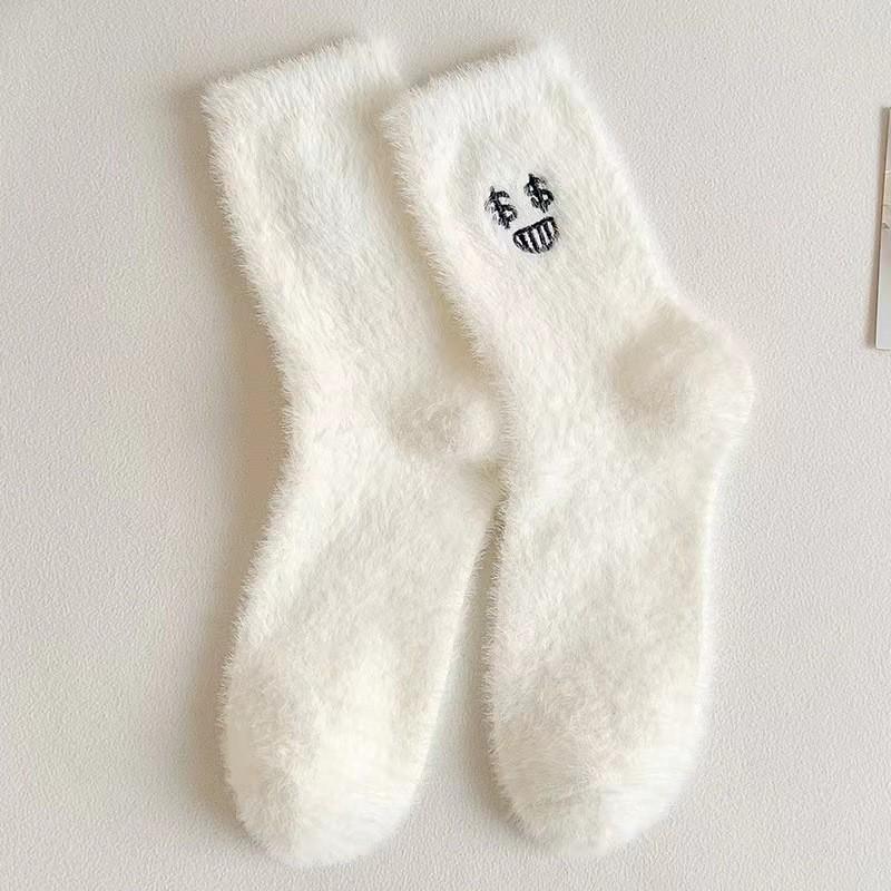 

Женские теплые носки для сна из норкового бархата с вышивкой - средней длины, забавный дизайн для осени и зимы.