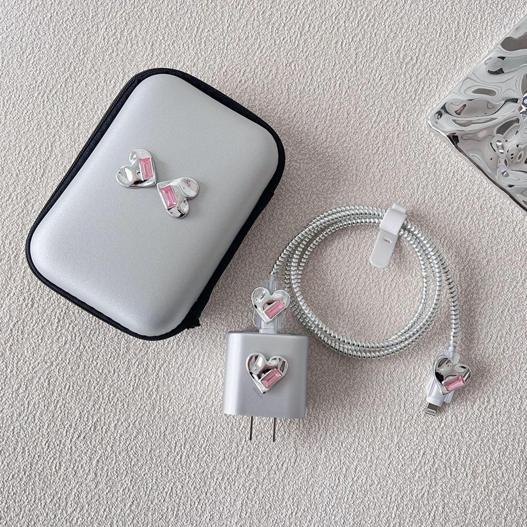 "Cartoon Engel Schutzhülle für Apple 18/20W Schnellladegerät"