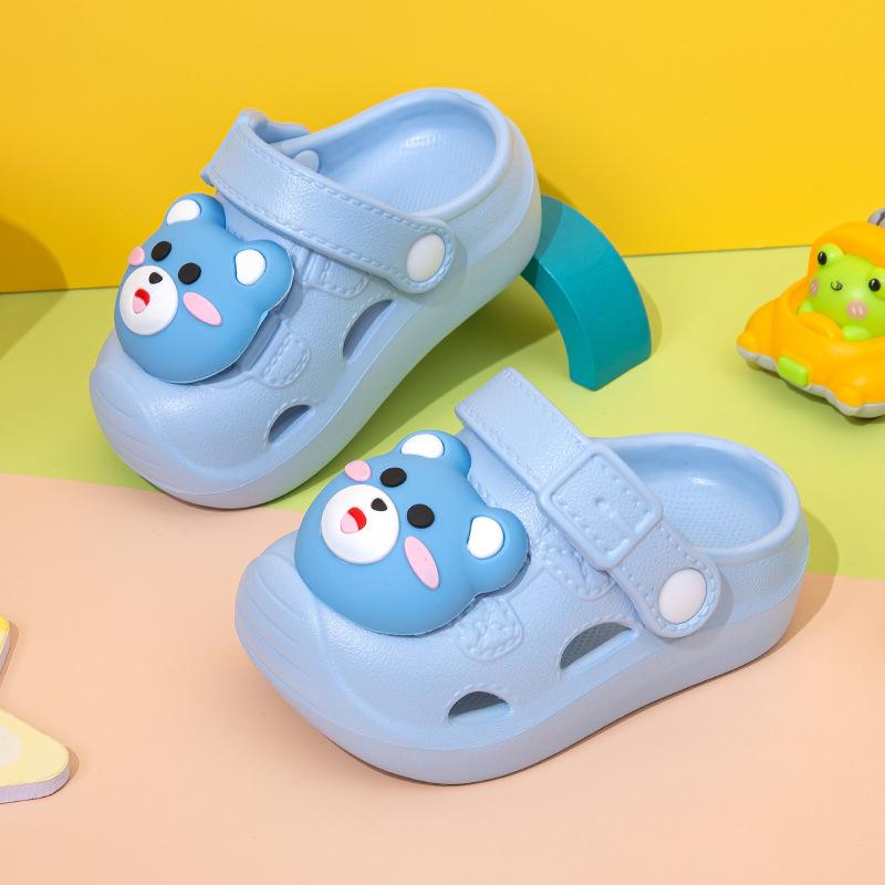 Kids Summer Clogs Soft Sole Non Slip Beach Sandals Boys Girls Outdoor Closed Toe Slippers for Toddlers and Children