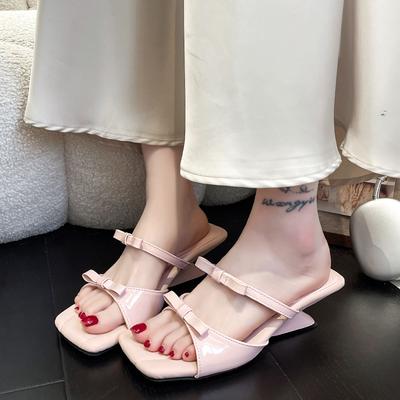 Mode Schleife Damen Hausschuhe Mode Quadratische Zehenpartie Dicke Absätze Pantoletten Damen Prägnante Abendparty Sommerschuhe