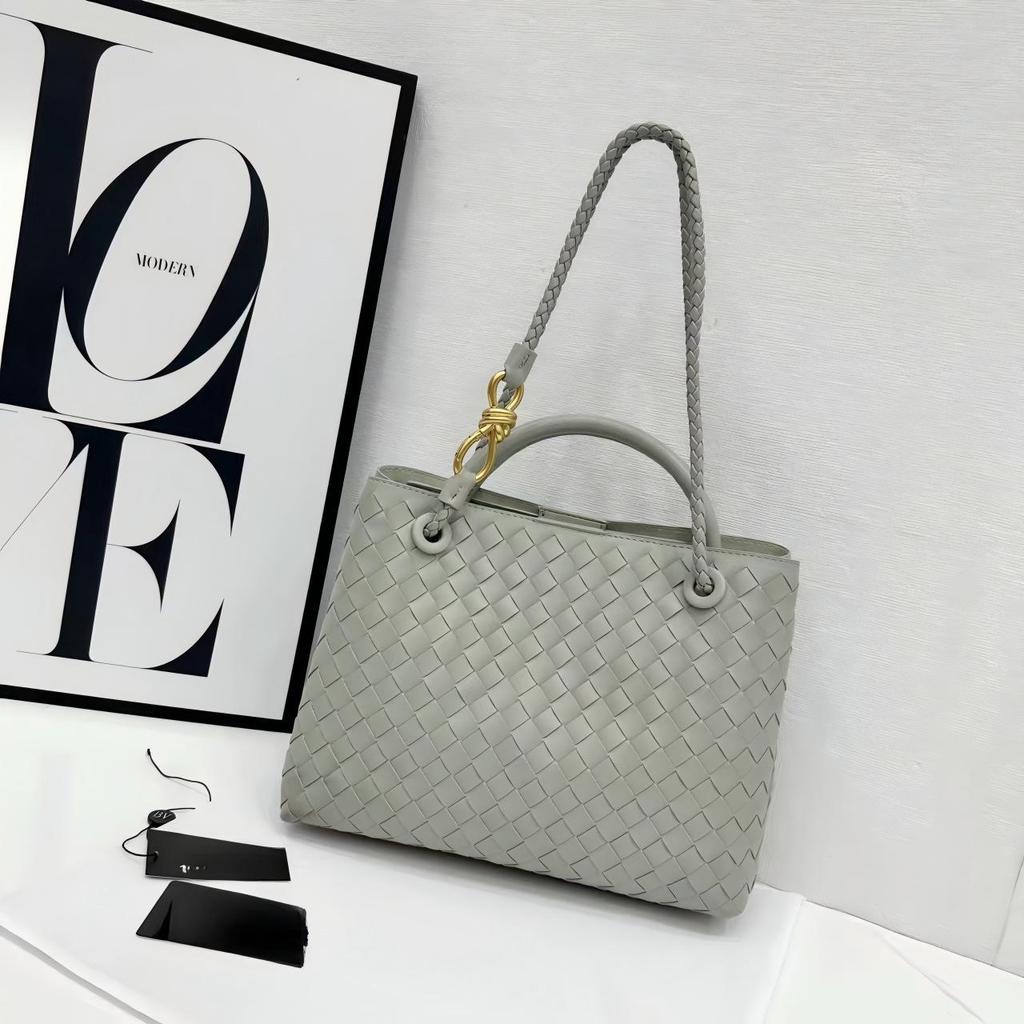 Bestselling BV Woven 8-Shaped Buckle Handbag - Versatile Shoulder & Crossbody Bag