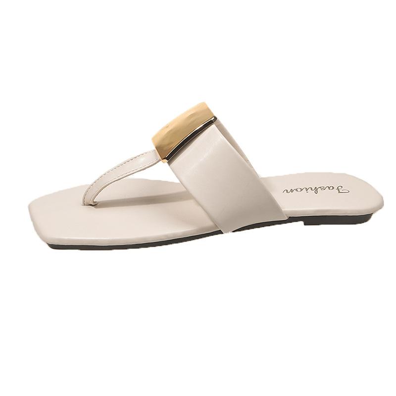 Flat-bottomed metal square buckle toe slippers 2025 summer wear with skirts, beautiful and cool slippers