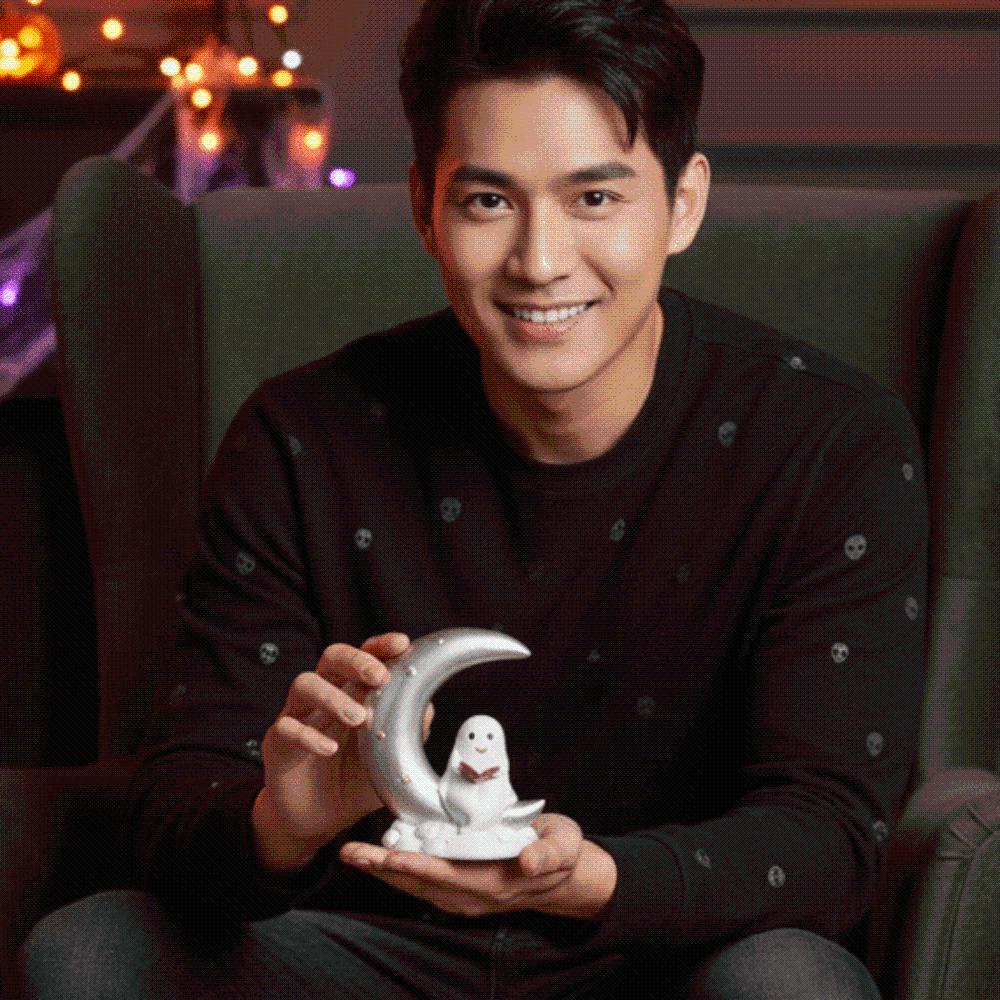 Compact Size Ghost Moon Table Decor Smooth Finish Halloween Resin Ornament Festival Gift