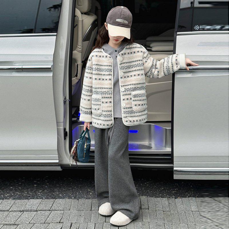 Flickor Set: Fluffig Tröjrock & Fodrade Vida Byxor - Vinterstil 2025