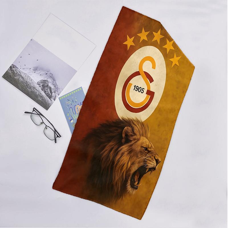 Galatasaray Fashion Beach Towel: Ideal for Summer Adventures Soft, absorbent and quick drying suitable for swimming and bathing