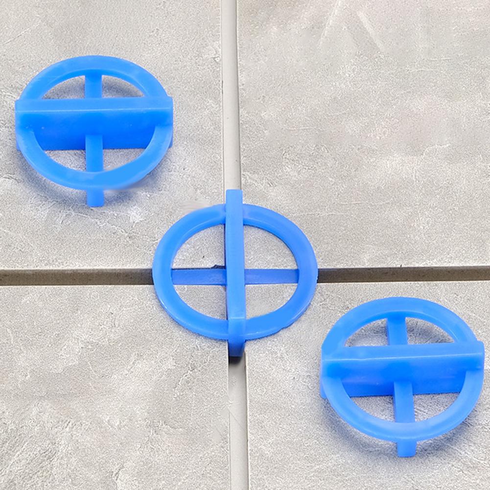 Rozwiązanie ekonomiczne, klipsy montażowe, system poziomowania płytek, przekładki do płytek