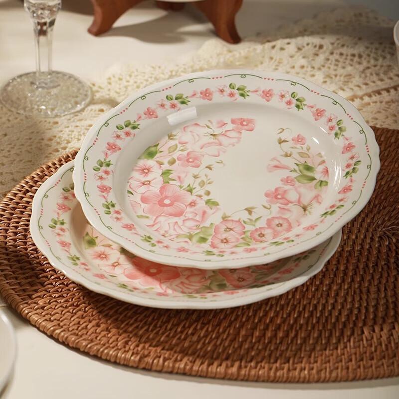 Persson Keramikk 8-tommers Dyp Tallerken med Lotus-kant Sett