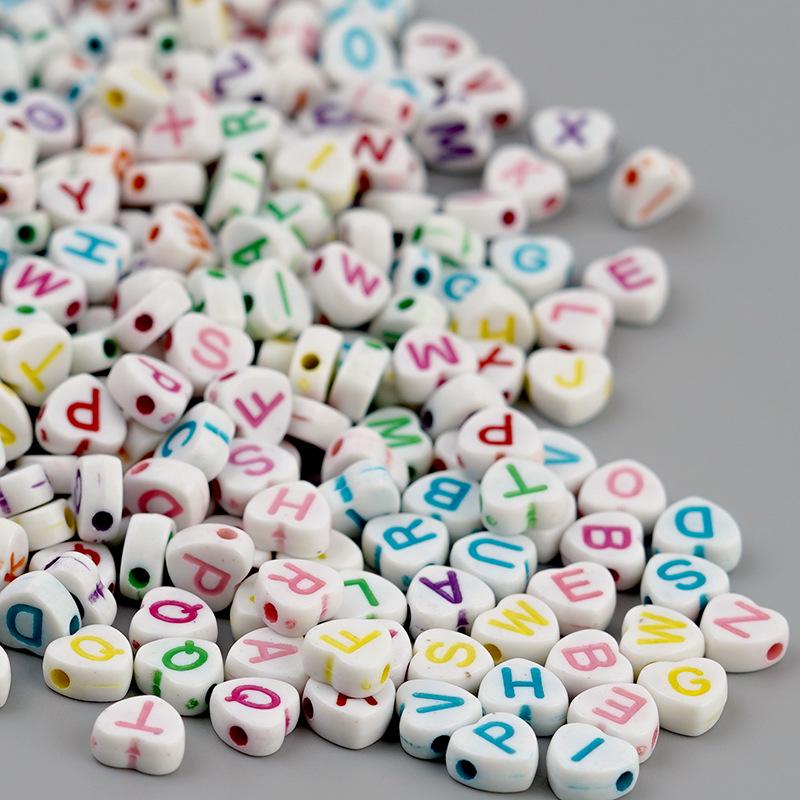 100pcs Colorful Acrylic Alphabet and Heart Beads for Children's Early Education and Crafting