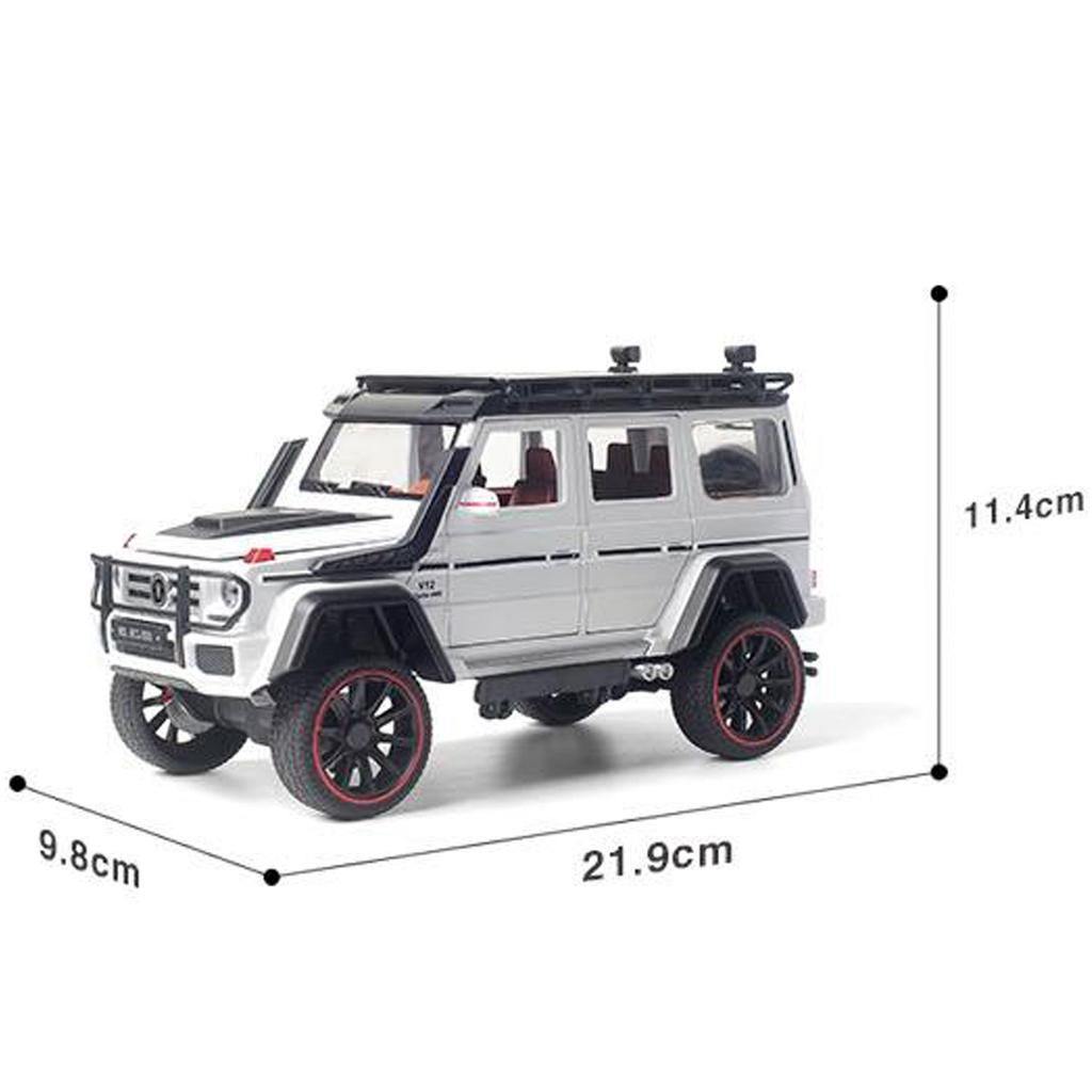 1:22 Alloy SUV Car Model Diecasts & Toy Metal Off-road Vehicles Model Doors Opened Sound and Light Collection Kid‘s Gift