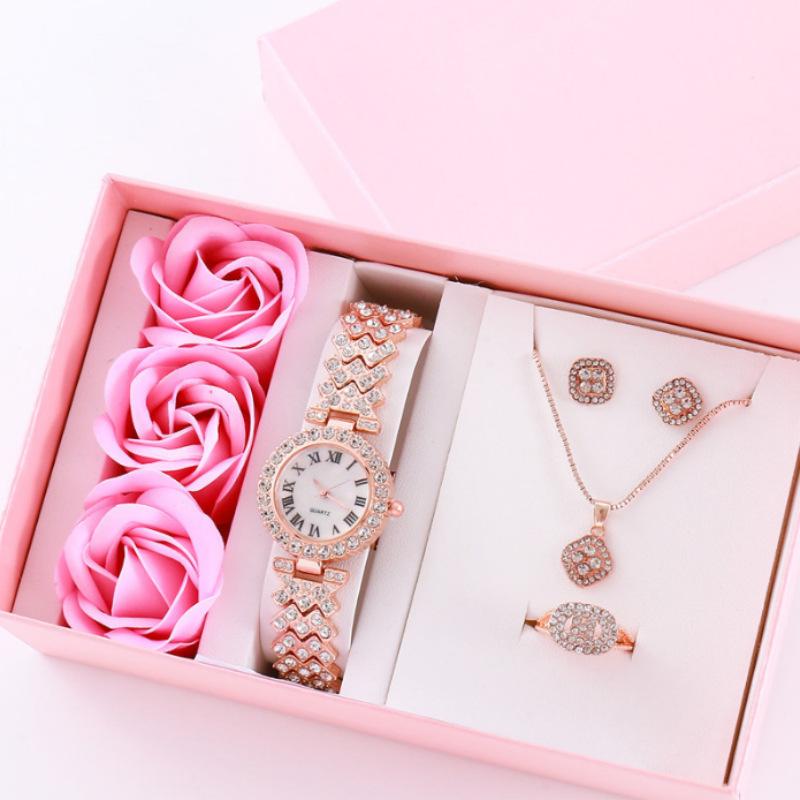 Fashion Roman Diamond Women'S Watch Women'S Watch Quartz Watch Bracelet Women'S Watch