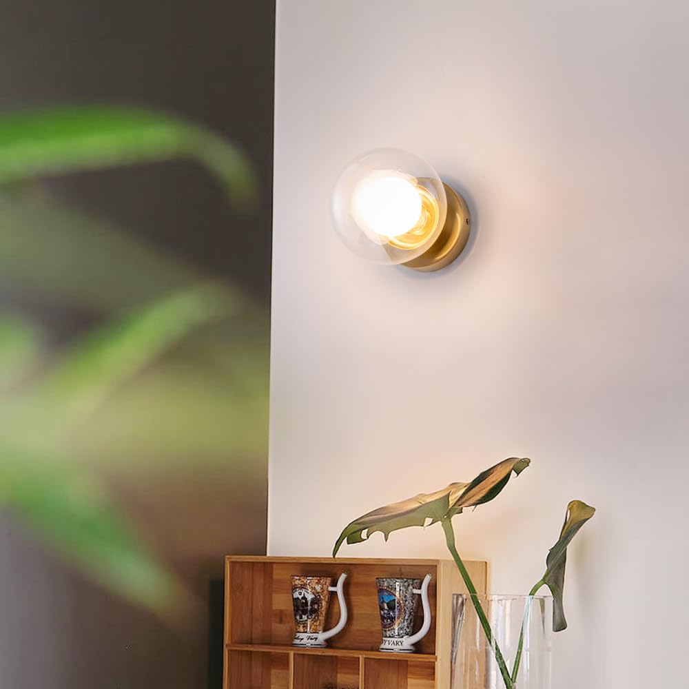 Single-Light Brass Bracket Light, Nordic Wall Lighting, Antique Style, Stylish, Simple, Suitable for Living Rooms, Kitchens, Living Rooms, Dining