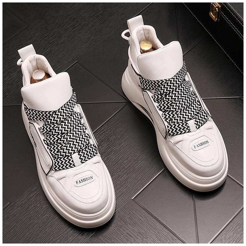 

2024 Britain Retro Fashion New Men White Blue Lace Up Causal Shoes Rock Punk Loafers Walking Sneakers Zapatillas Hombre 38