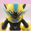 Muñeco de Peluche Zeraora Serie Eléctrica Bestia Divina de 25 cm Juguete Compañero Perfecto Para Abrazos