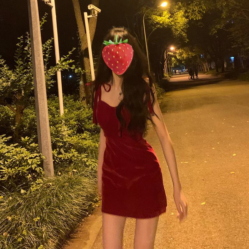 Suspender Dress Women's French Waist Red Sexy Short Skirt Spring and Summer New Skirt Tight Fairy Hip Skirt