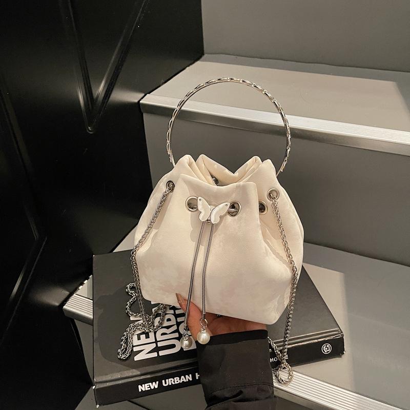 

Popular bag women s new niche chain crossbody bag portable pleated bucket bag бежевый