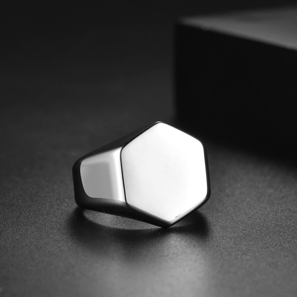 Hexagonal Glossy Stainless Steel Men'S Ring, Simple Solid Titanium Steel Ring, Fashion Accessories