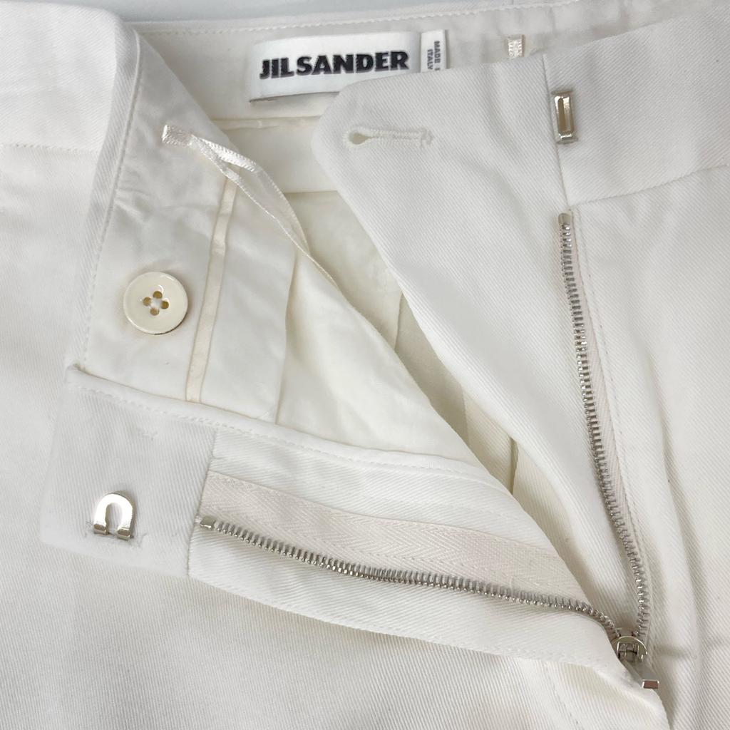 Jil Sander White Center Crease Ankle Length Straight Pants JSPO302900 Bottoms 38 whiteUsed