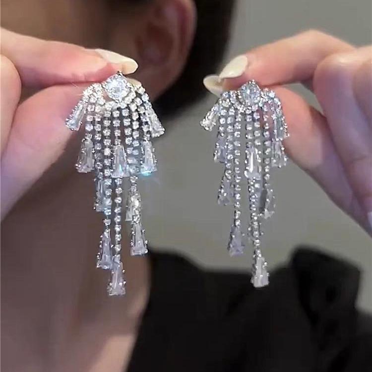 Shiny Cubic Zirconia Star Tassel Earrings - Silver Needle Luxury Fashion for Women