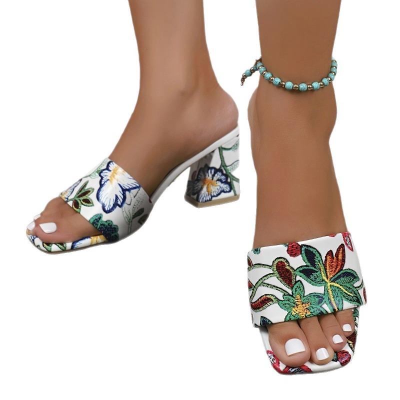 Embroidered open-toed high-heeled square-headed slippers women's large-size thick-heeled fashion cool slippers y