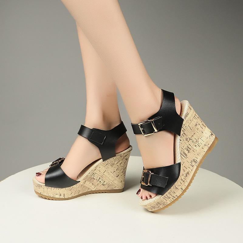 Summer new muffin thick-soled wedge heel women's shoes large size women's one-word buckle fish mouth cool women's shoes