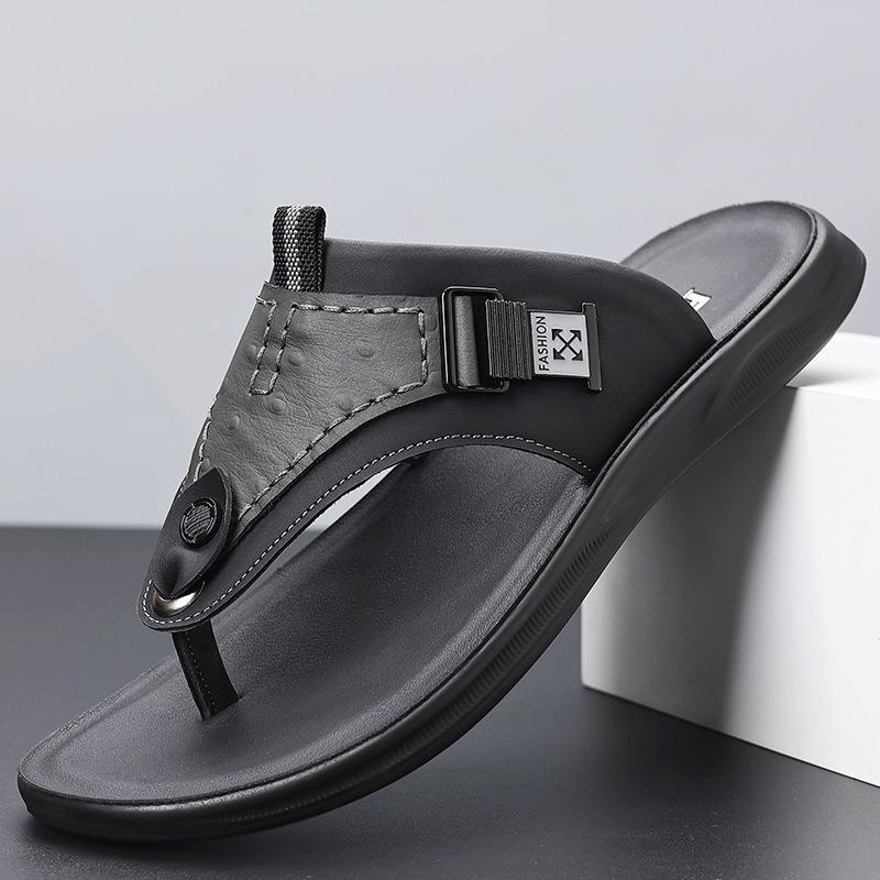 Men's Flip-flops 2025 Summer New Casual Slippers Fashion Leather Slippers for Men Outdoor Anti-Slip Flat Sandals Designer Slides