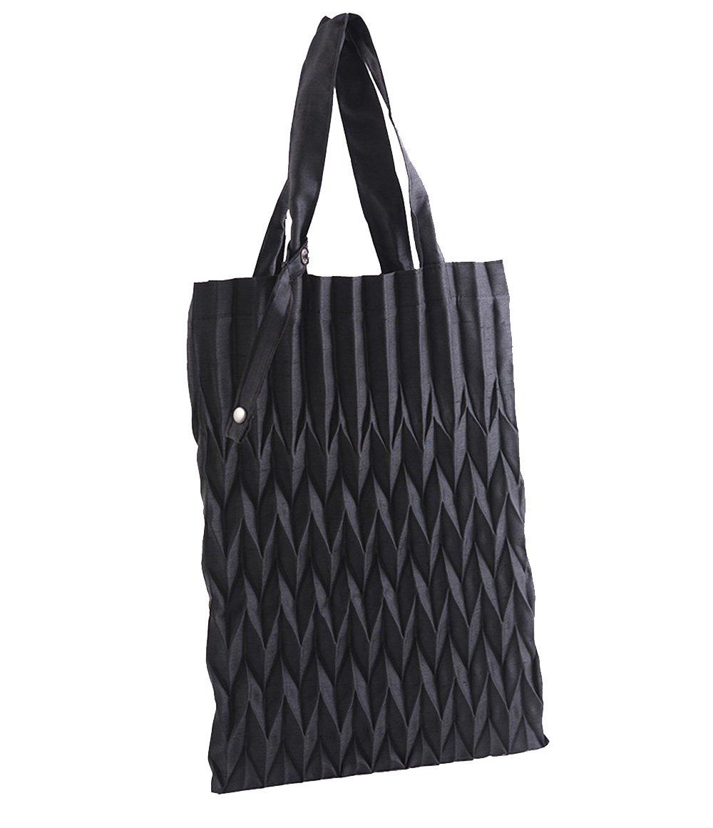 

pleated size A4 eco bag [Aurora] Japanese-made sub-bag, 32, just-sized (Seseragi Black) чорний