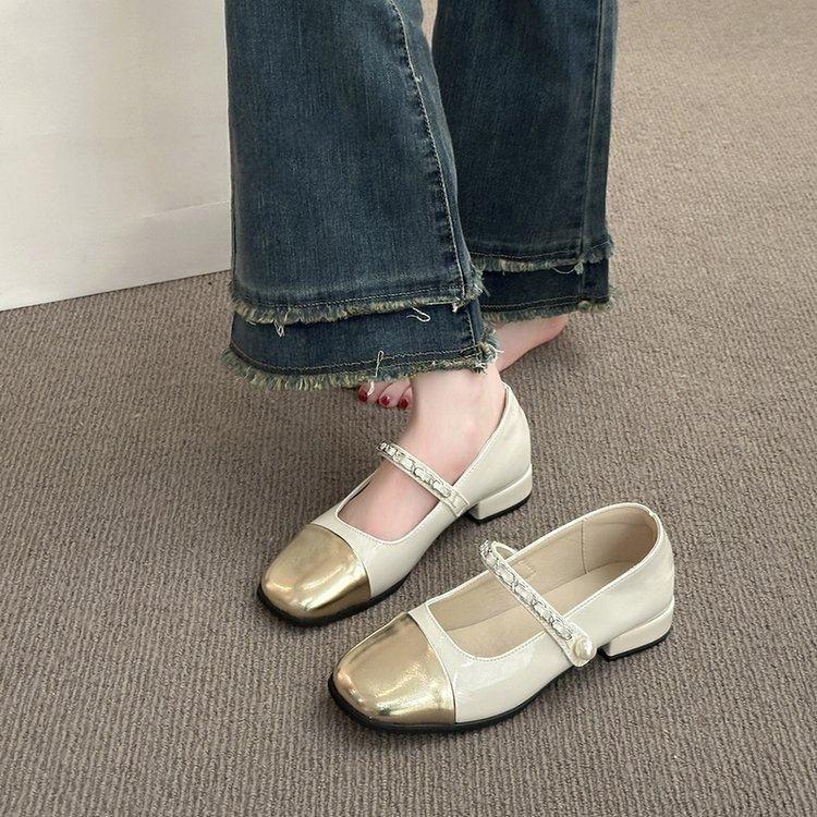 First encounter with Xiaoxiangfeng Mary Jane shoes Small leather shoes 2026 spring new French light mouth word with thick heel
