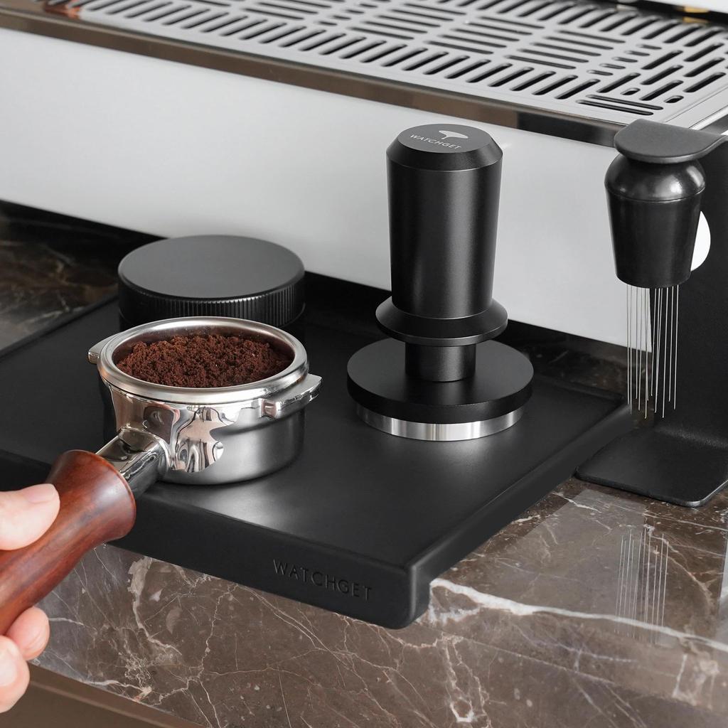 Watchget Espresso Coffee Tamper Mat 8.5 X 5.9 Inch Black Food Grade Silicone Portafilter Corner Pad Waterproof Barista Kitchen Accessory