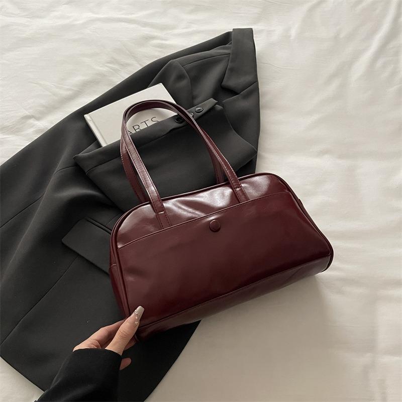 

New bag women s shoulder handbag fashionable versatile retro commuter portable bowling bag