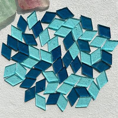50g Klara Glasmosaikplattor Flerfärgade Mosaikbitar DIY Mosaiktillverkning Stenar för Hantverk Hobby Konst Hemväggdekoration arte917