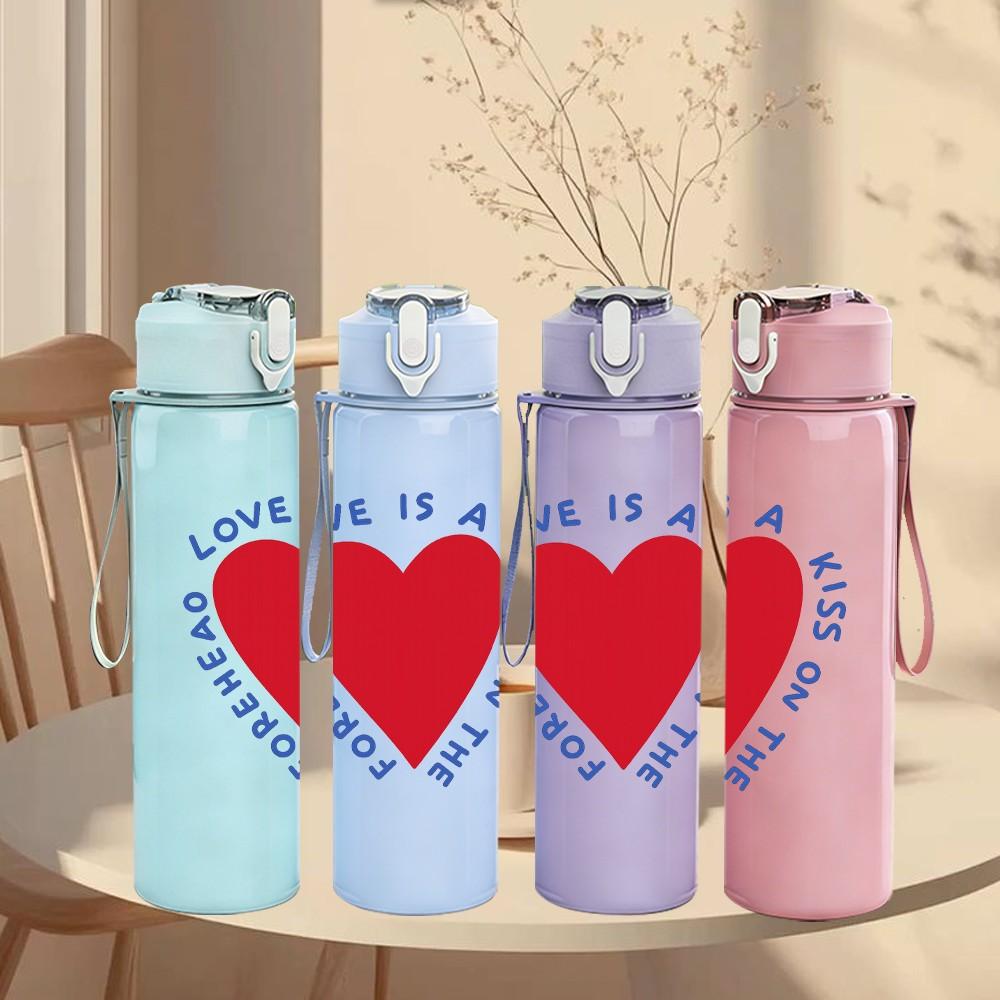 1PC Love Is Not Just A Kiss Heart 750ml Color Plastic Sports Water Bottle Leakproof Flip Straw Lid Suitable for Sports Office Home Use