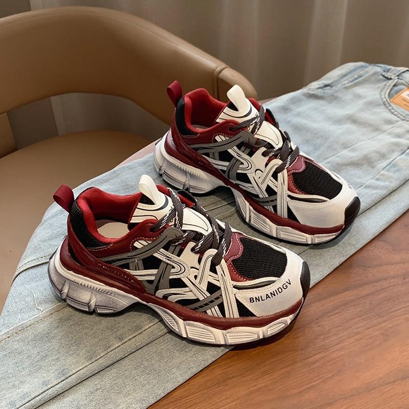 Lightweight sneakers women's 2024 autumn new single shoes trendy retro breathable non-slip casual shoes