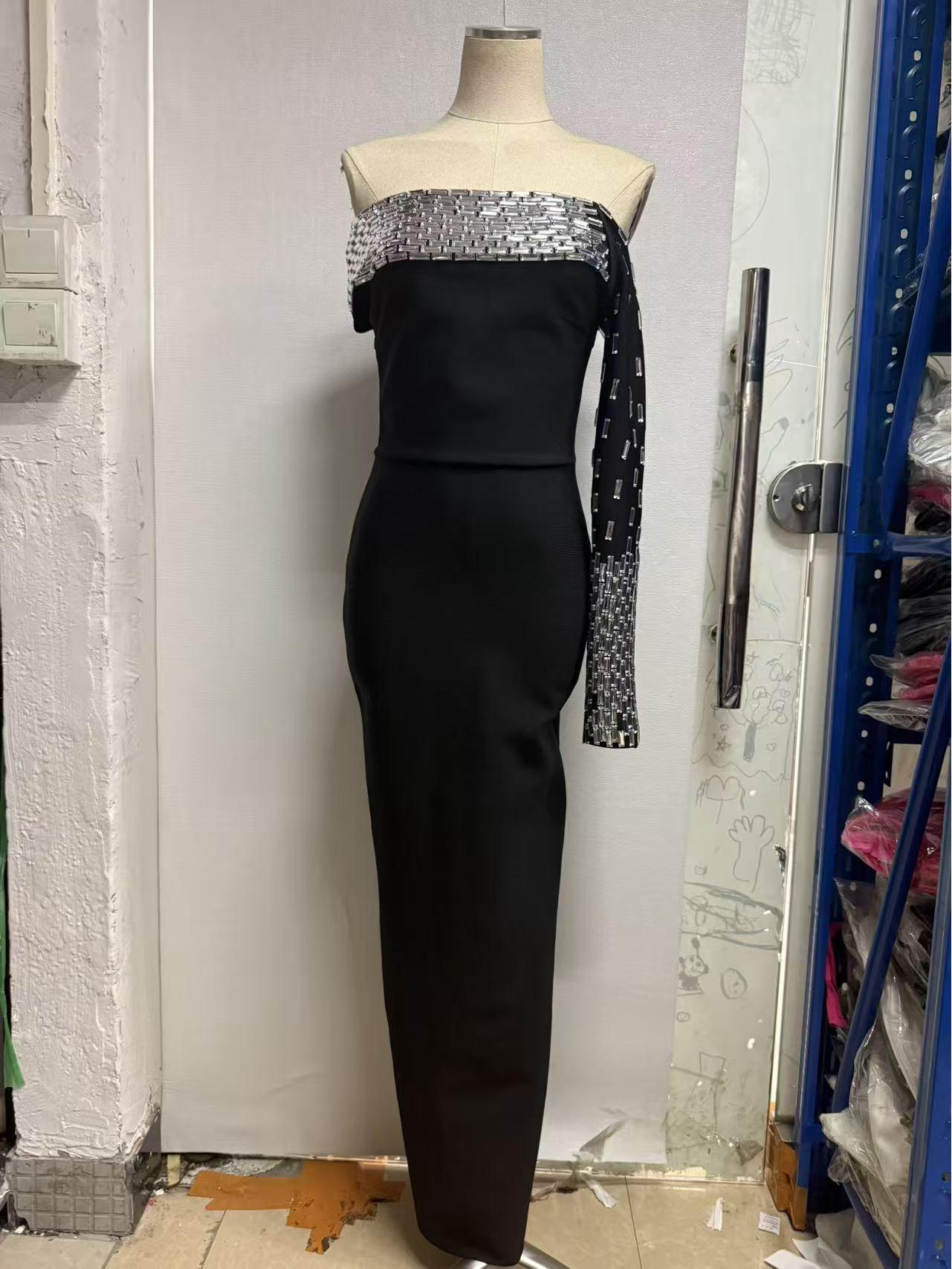 

European & American Women s 2025 Elegant One-Shoulder Beaded Rhinestone Long Sleeve Bandage Party Dress S чорний