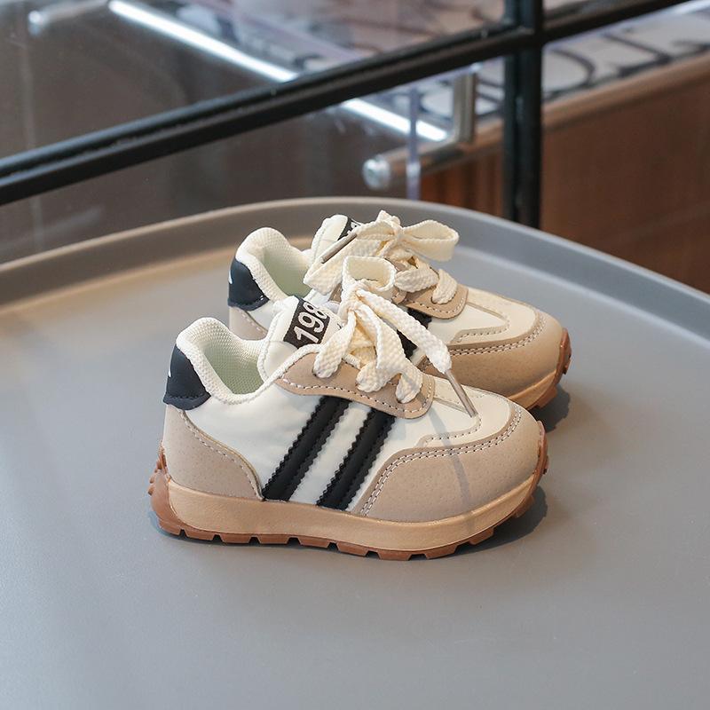 Classmate girls' sports shoes non-slip girls' Forrest Gump shoes 2025 spring and autumn new boys' moral training shoes casual shoes
