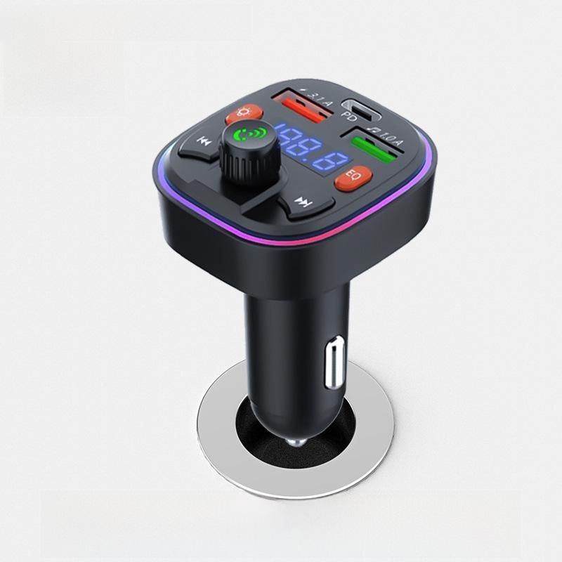 

Автомобильное зарядное устройство Q5 Bluetooth с двумя портами, FM-модуляцией, синей подсветкой, MP3-плеером и быстрой зарядкой 3.1A