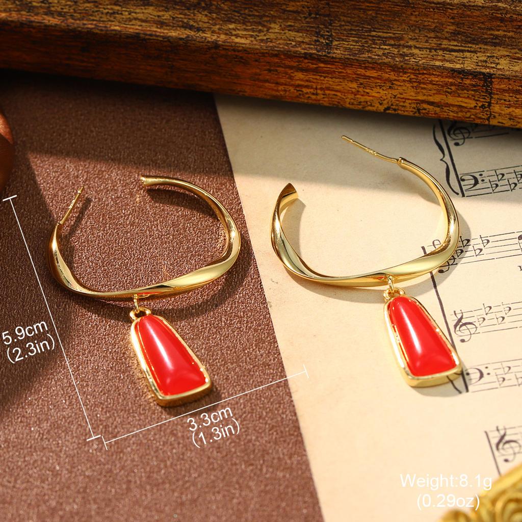 Medieval style pearl flower stud earrings geometric fringed French three-dimensional design earrings simple fashion exaggerated earrings